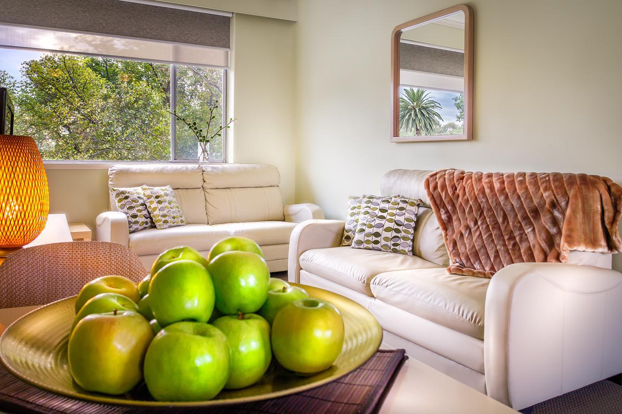 Birches Serviced Apartments Melbourne Exteriör bild