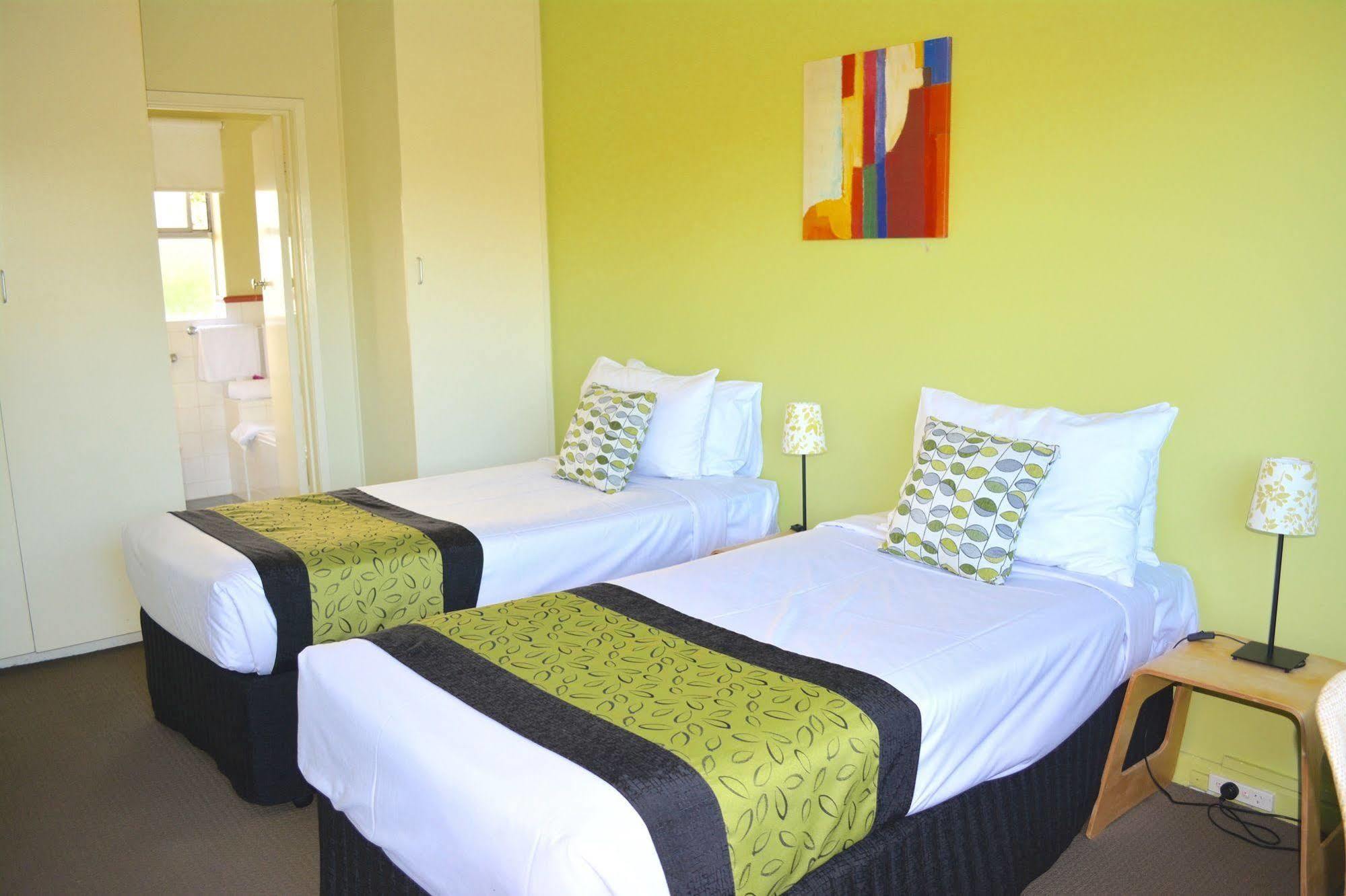 Birches Serviced Apartments Melbourne Exteriör bild