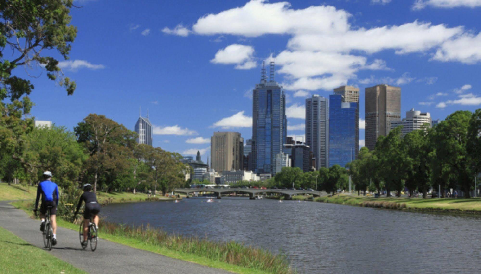 Birches Serviced Apartments Melbourne Exteriör bild
